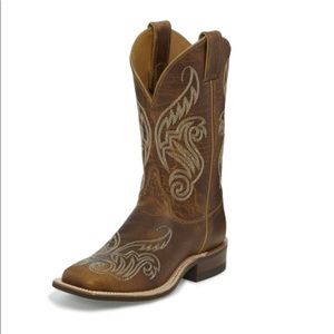 Like new Justin Llano boots